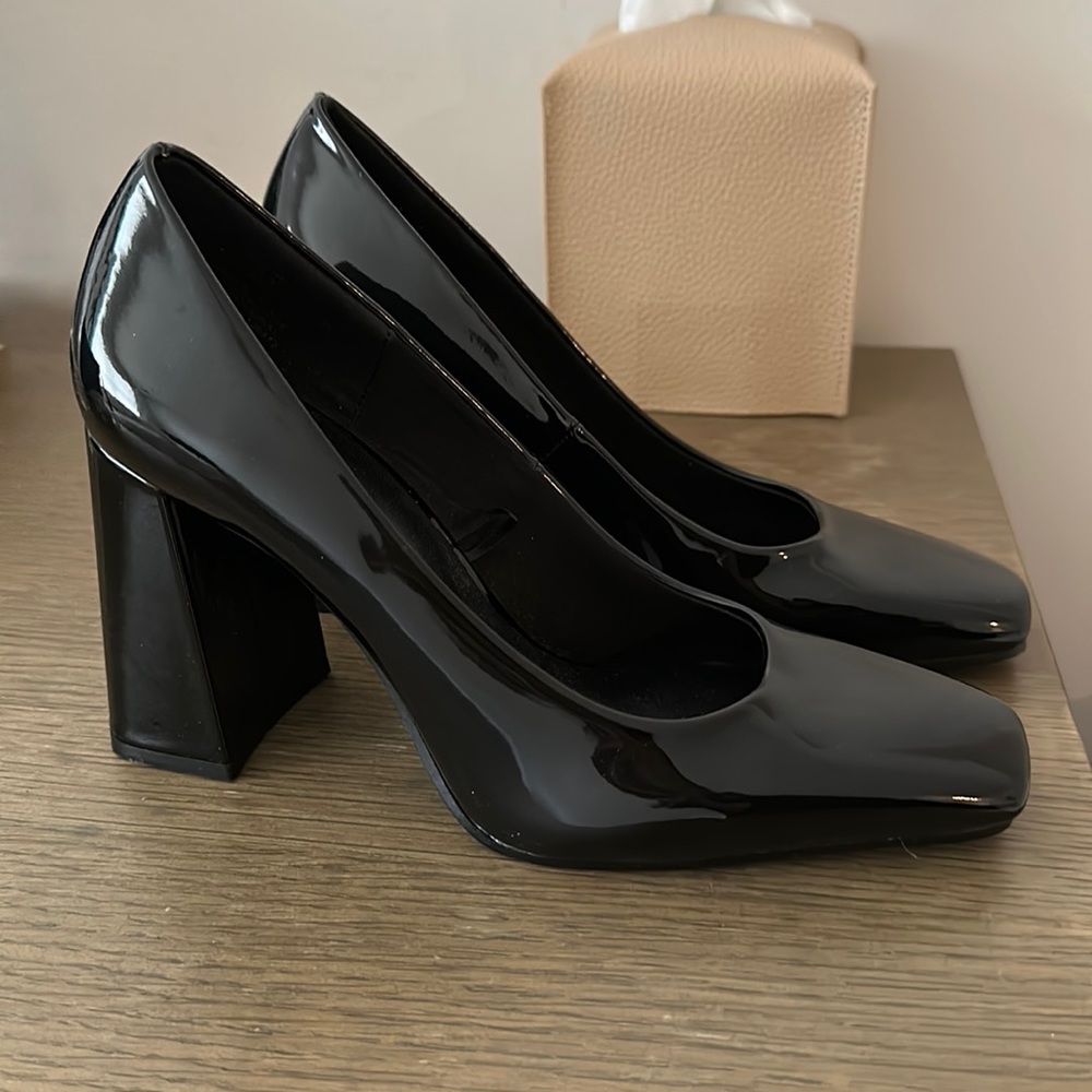 H&M black patent high heels. Size 37/6